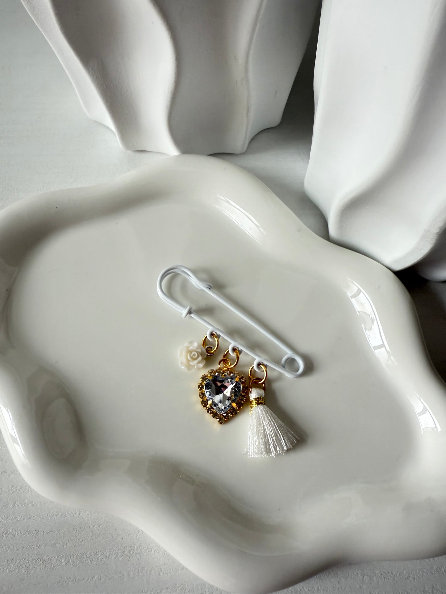 Spilla 3 charms