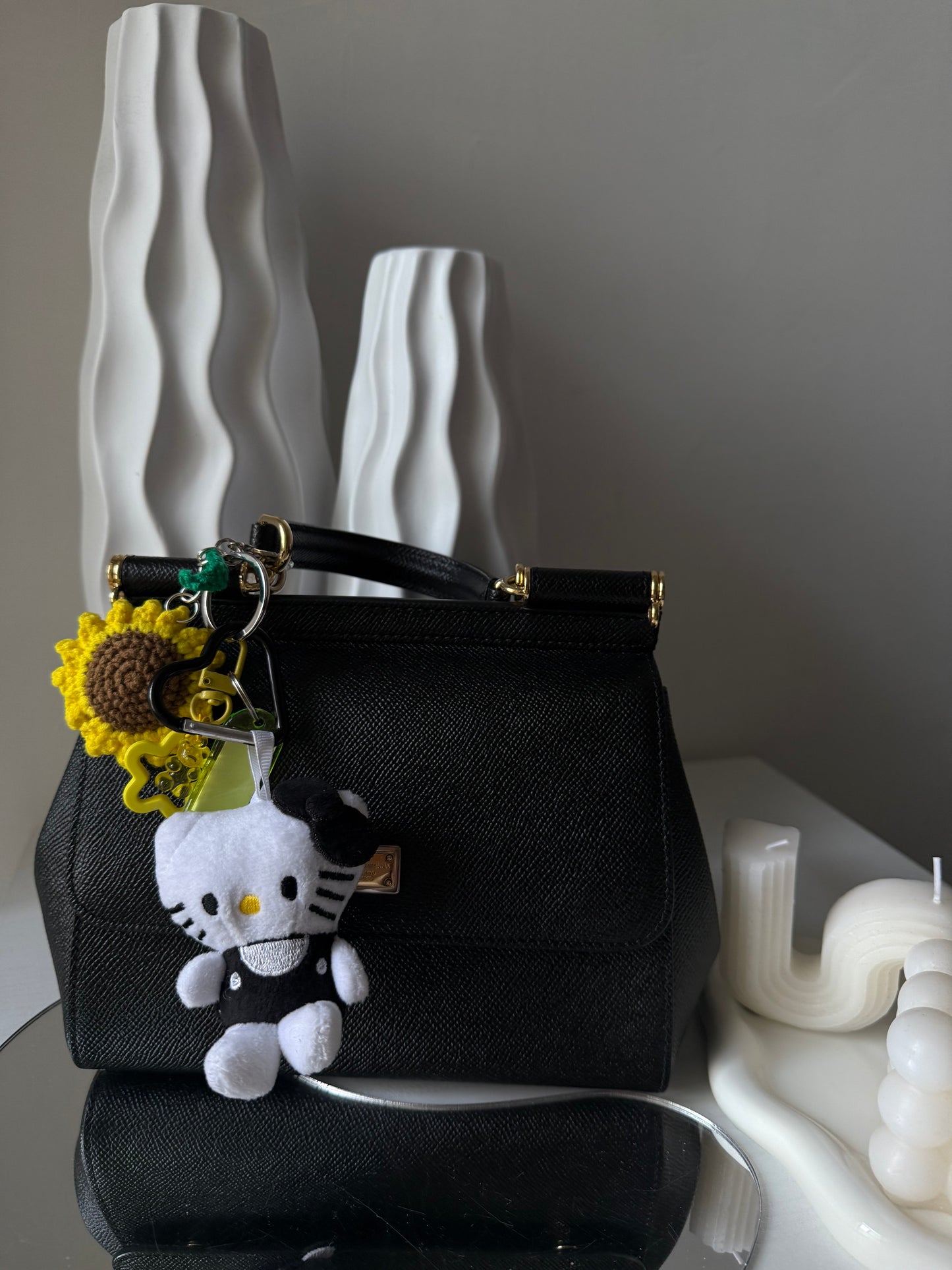 Black - Sunflower